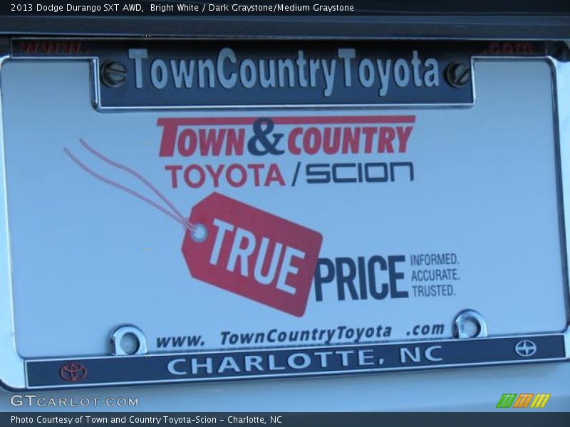 Bright White / Dark Graystone/Medium Graystone 2013 Dodge Durango SXT AWD