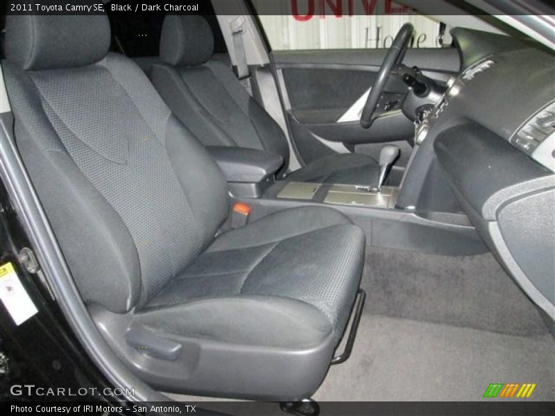 Black / Dark Charcoal 2011 Toyota Camry SE