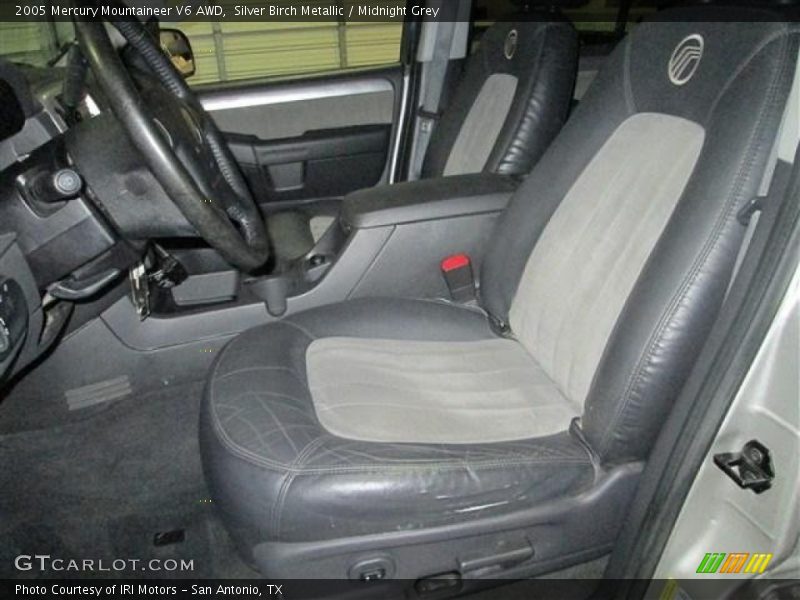 Silver Birch Metallic / Midnight Grey 2005 Mercury Mountaineer V6 AWD