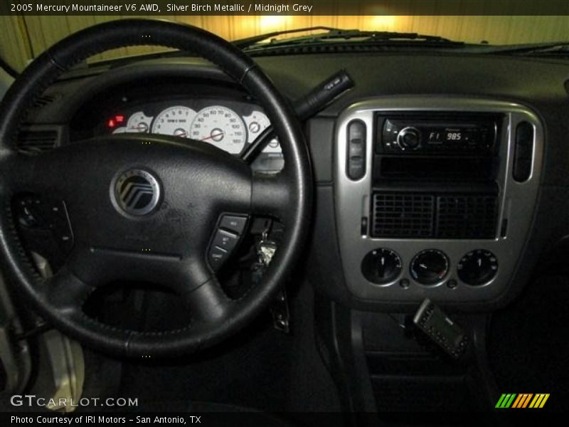 Silver Birch Metallic / Midnight Grey 2005 Mercury Mountaineer V6 AWD