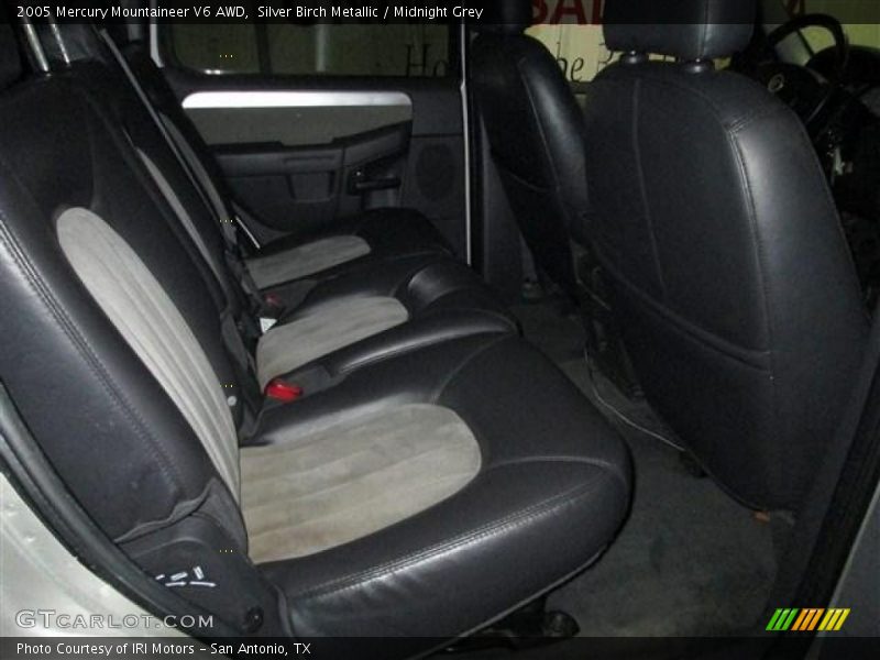 Silver Birch Metallic / Midnight Grey 2005 Mercury Mountaineer V6 AWD