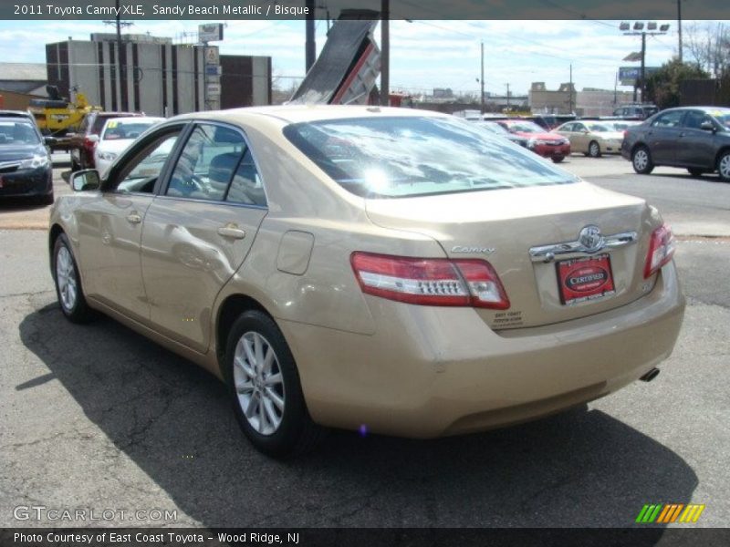 Sandy Beach Metallic / Bisque 2011 Toyota Camry XLE