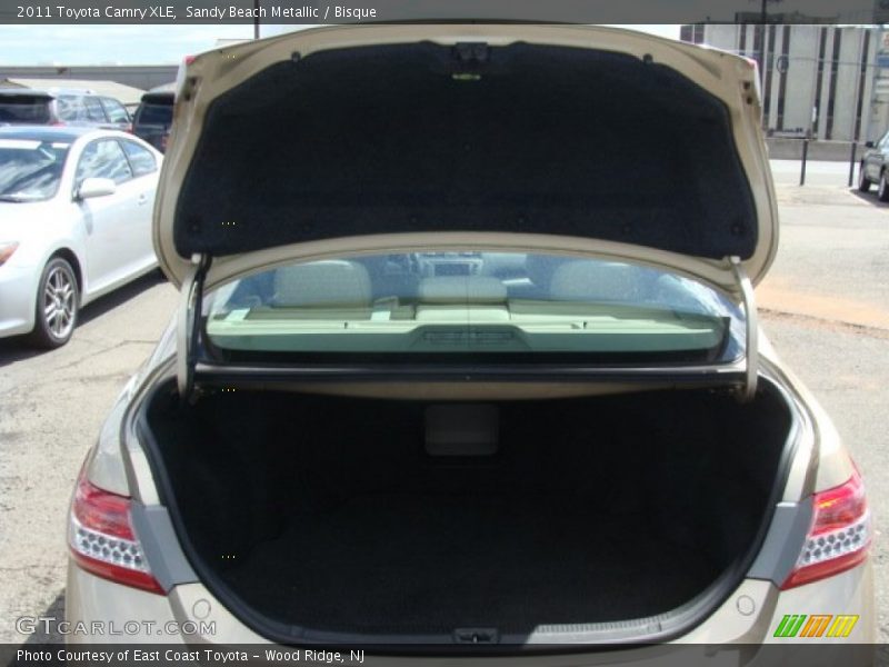 Sandy Beach Metallic / Bisque 2011 Toyota Camry XLE