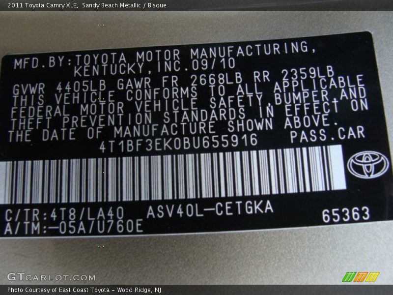 Sandy Beach Metallic / Bisque 2011 Toyota Camry XLE