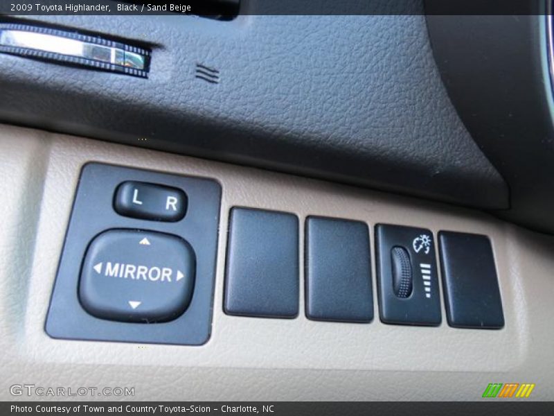 Black / Sand Beige 2009 Toyota Highlander