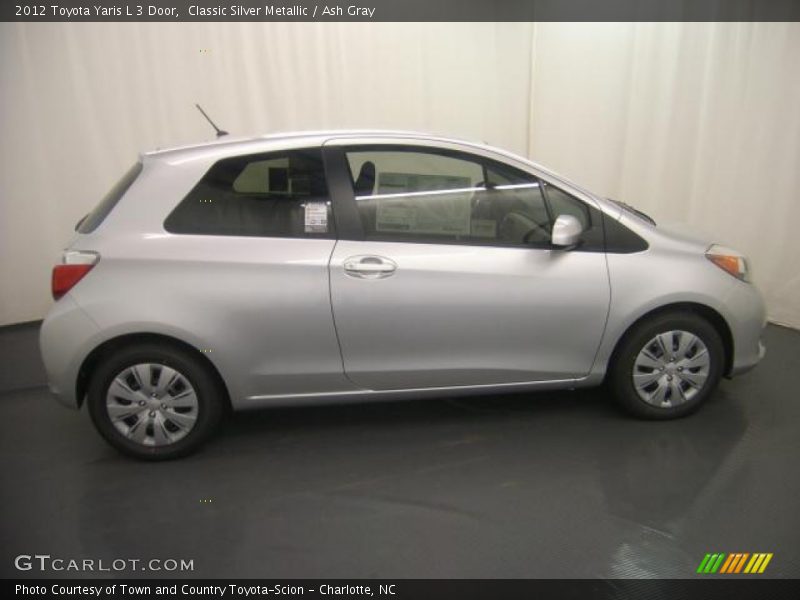 Classic Silver Metallic / Ash Gray 2012 Toyota Yaris L 3 Door