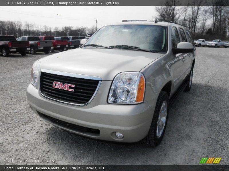 Champagne Silver Metallic / Light Tan 2013 GMC Yukon XL SLT 4x4
