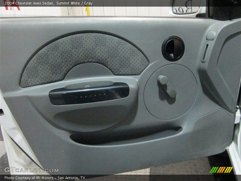 Summit White / Gray 2004 Chevrolet Aveo Sedan