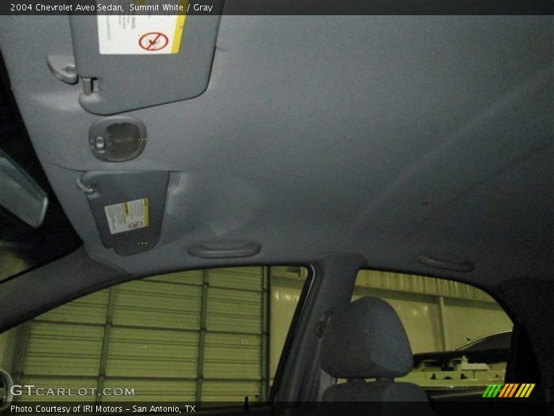 Summit White / Gray 2004 Chevrolet Aveo Sedan