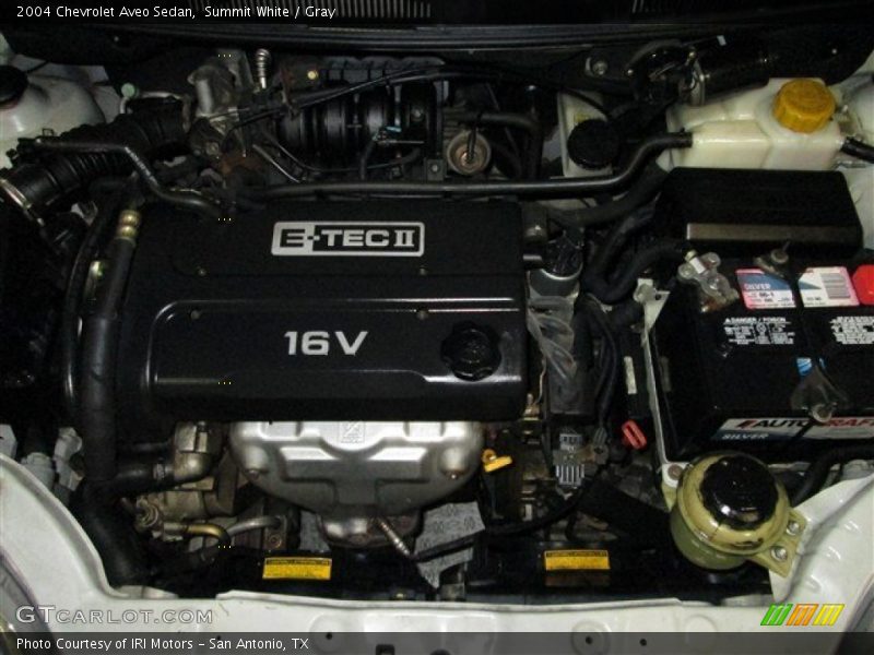 Summit White / Gray 2004 Chevrolet Aveo Sedan