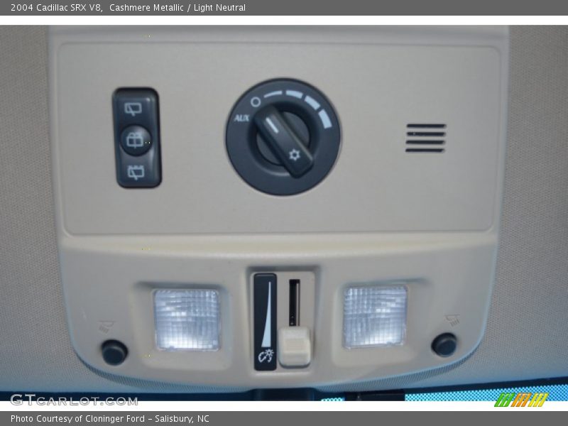 Cashmere Metallic / Light Neutral 2004 Cadillac SRX V8