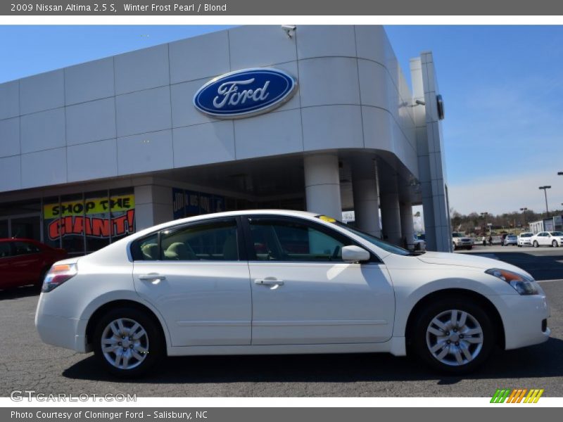 Winter Frost Pearl / Blond 2009 Nissan Altima 2.5 S