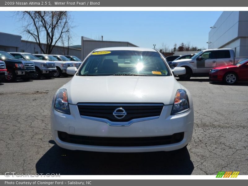 Winter Frost Pearl / Blond 2009 Nissan Altima 2.5 S
