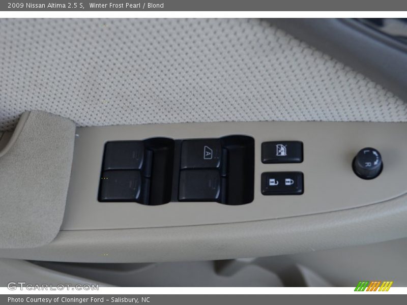 Winter Frost Pearl / Blond 2009 Nissan Altima 2.5 S