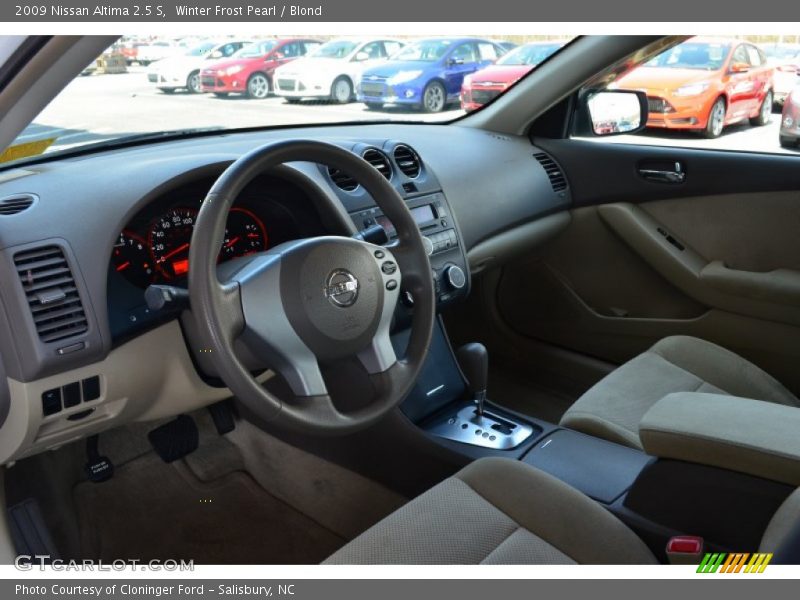Winter Frost Pearl / Blond 2009 Nissan Altima 2.5 S