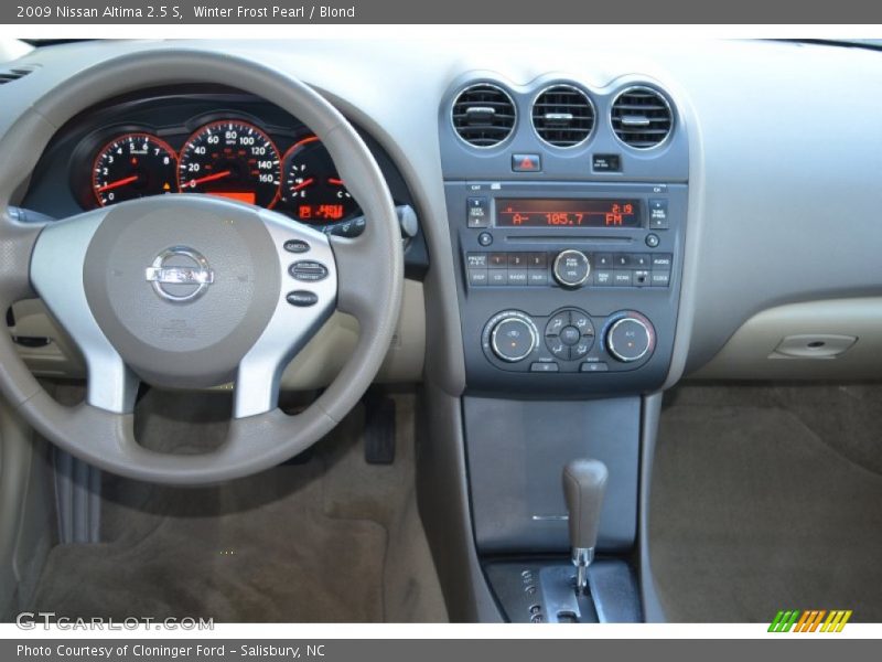 Winter Frost Pearl / Blond 2009 Nissan Altima 2.5 S