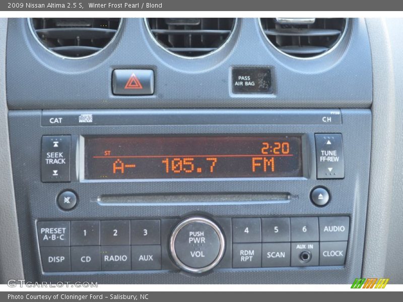 Winter Frost Pearl / Blond 2009 Nissan Altima 2.5 S