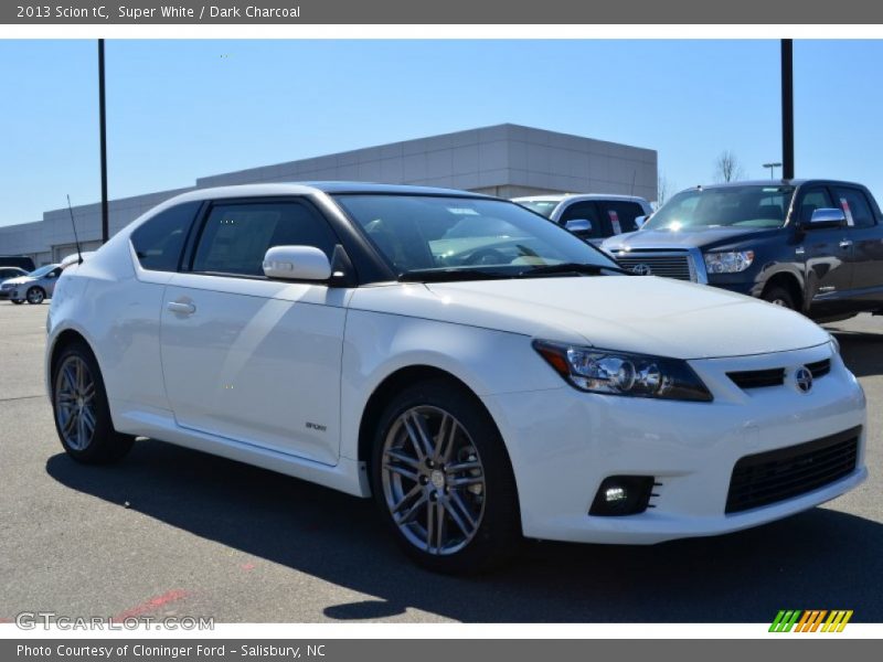 Super White / Dark Charcoal 2013 Scion tC