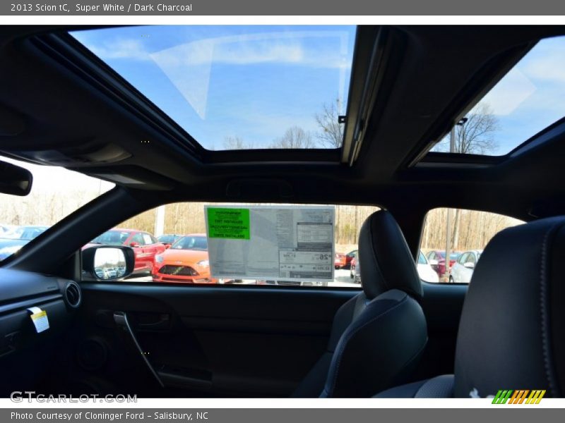 Super White / Dark Charcoal 2013 Scion tC