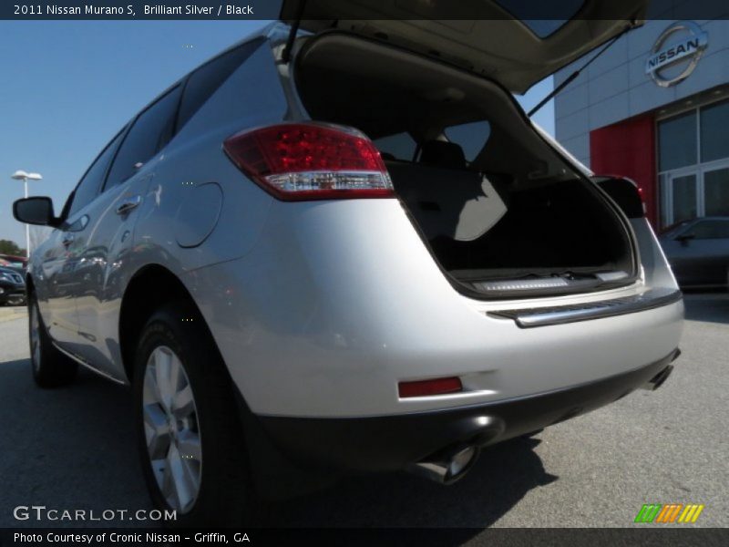 Brilliant Silver / Black 2011 Nissan Murano S