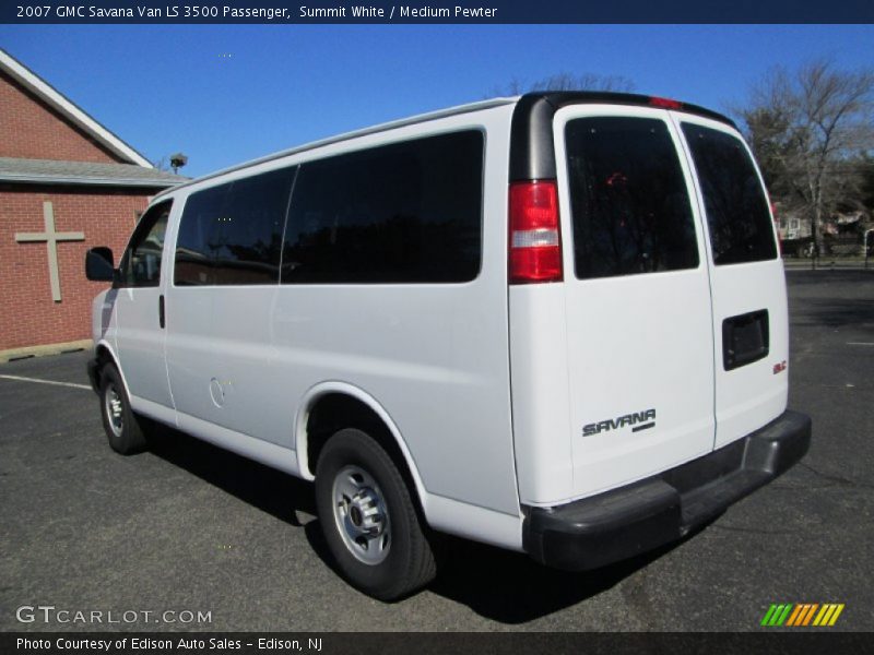 Summit White / Medium Pewter 2007 GMC Savana Van LS 3500 Passenger