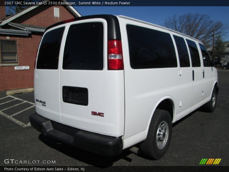Summit White / Medium Pewter 2007 GMC Savana Van LS 3500 Passenger