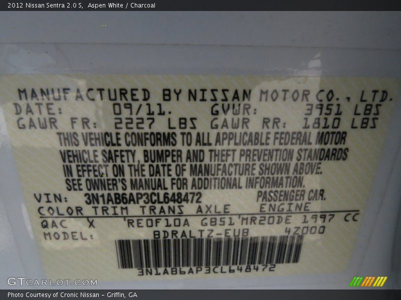 Aspen White / Charcoal 2012 Nissan Sentra 2.0 S