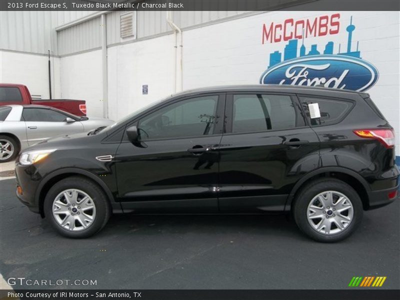 Tuxedo Black Metallic / Charcoal Black 2013 Ford Escape S