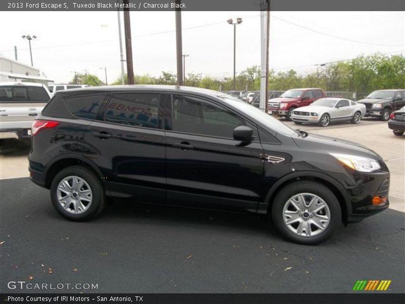 Tuxedo Black Metallic / Charcoal Black 2013 Ford Escape S