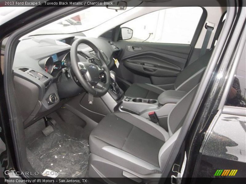 Tuxedo Black Metallic / Charcoal Black 2013 Ford Escape S