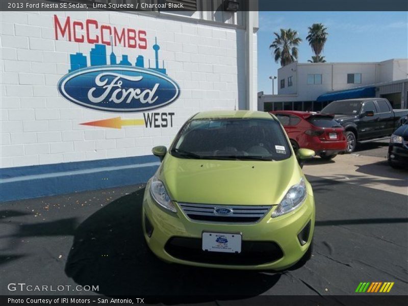 Lime Squeeze / Charcoal Black 2013 Ford Fiesta SE Sedan