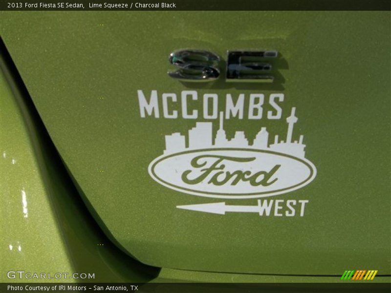 Lime Squeeze / Charcoal Black 2013 Ford Fiesta SE Sedan