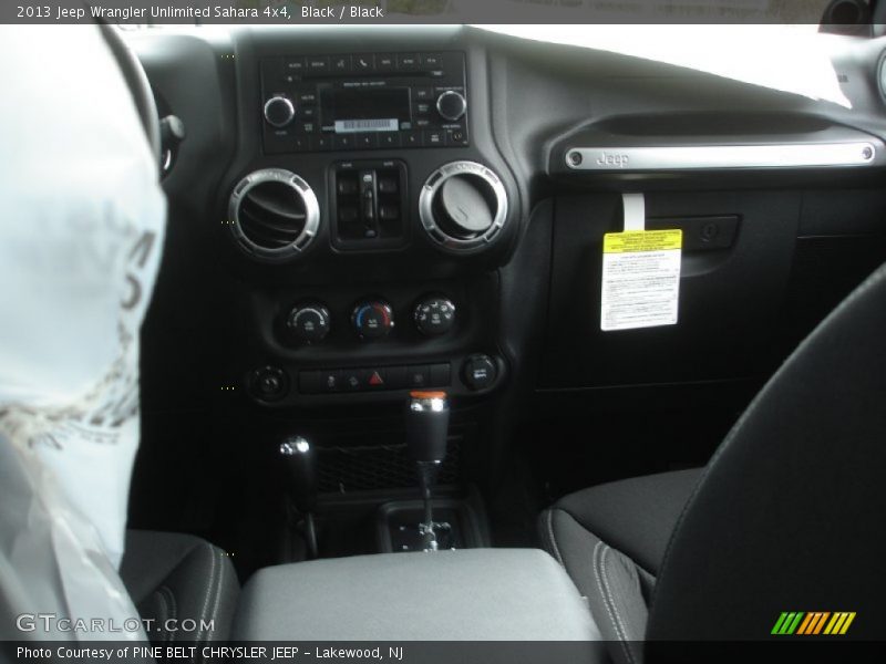 Black / Black 2013 Jeep Wrangler Unlimited Sahara 4x4