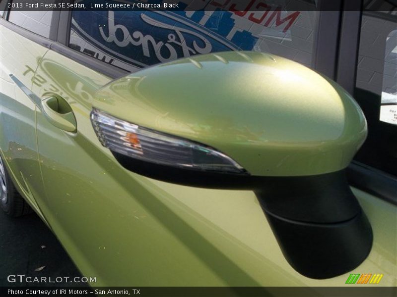 Lime Squeeze / Charcoal Black 2013 Ford Fiesta SE Sedan