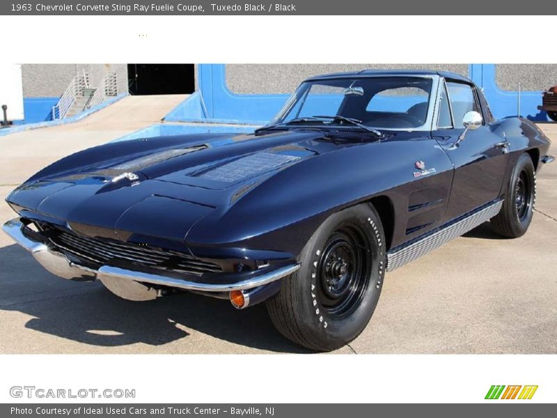 Front 3/4 View of 1963 Corvette Sting Ray Fuelie Coupe