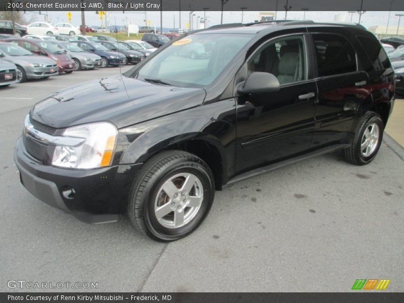 Front 3/4 View of 2005 Equinox LS AWD