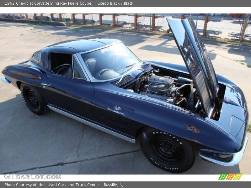  1963 Corvette Sting Ray Fuelie Coupe Tuxedo Black