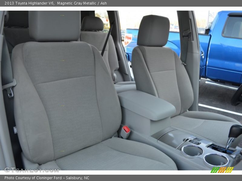 Magnetic Gray Metallic / Ash 2013 Toyota Highlander V6