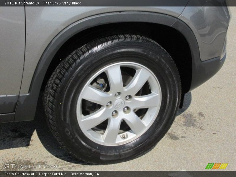 Titanium Silver / Black 2011 Kia Sorento LX