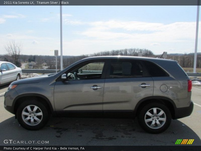 Titanium Silver / Black 2011 Kia Sorento LX