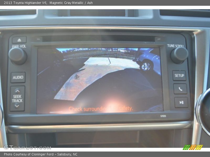 Magnetic Gray Metallic / Ash 2013 Toyota Highlander V6