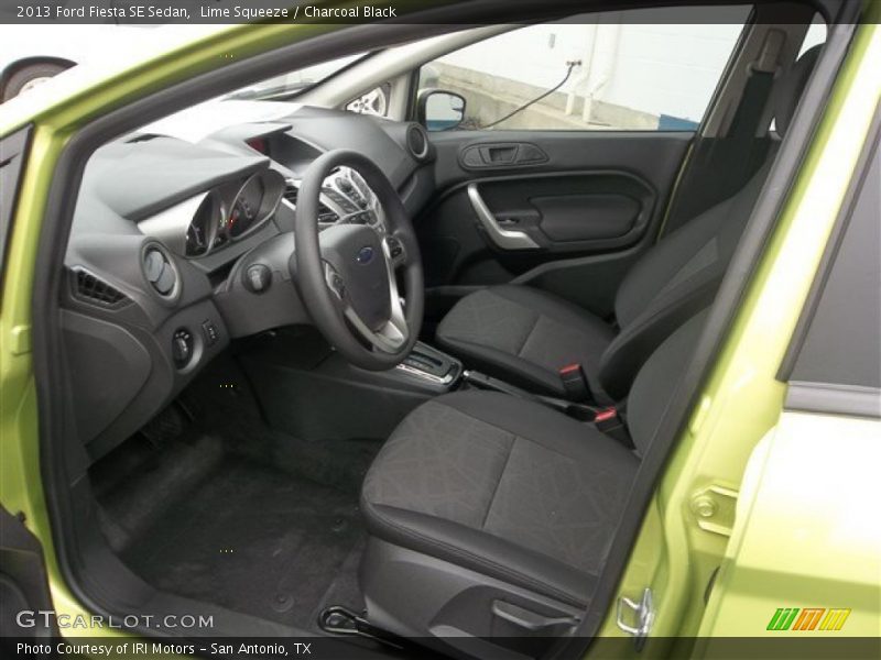 Lime Squeeze / Charcoal Black 2013 Ford Fiesta SE Sedan