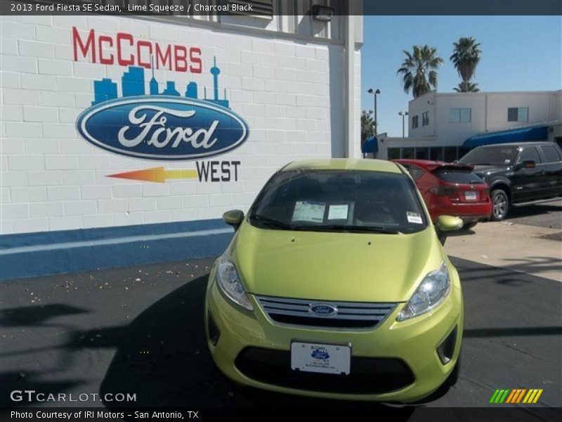 Lime Squeeze / Charcoal Black 2013 Ford Fiesta SE Sedan