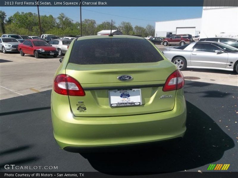 Lime Squeeze / Charcoal Black 2013 Ford Fiesta SE Sedan