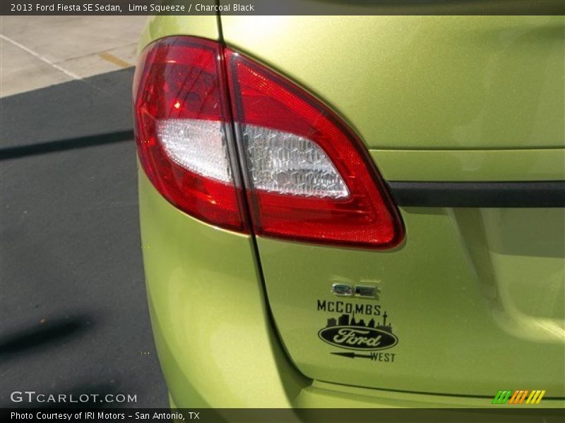 Lime Squeeze / Charcoal Black 2013 Ford Fiesta SE Sedan