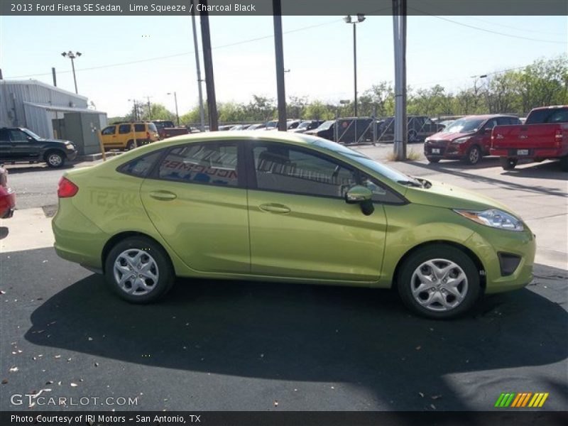 Lime Squeeze / Charcoal Black 2013 Ford Fiesta SE Sedan