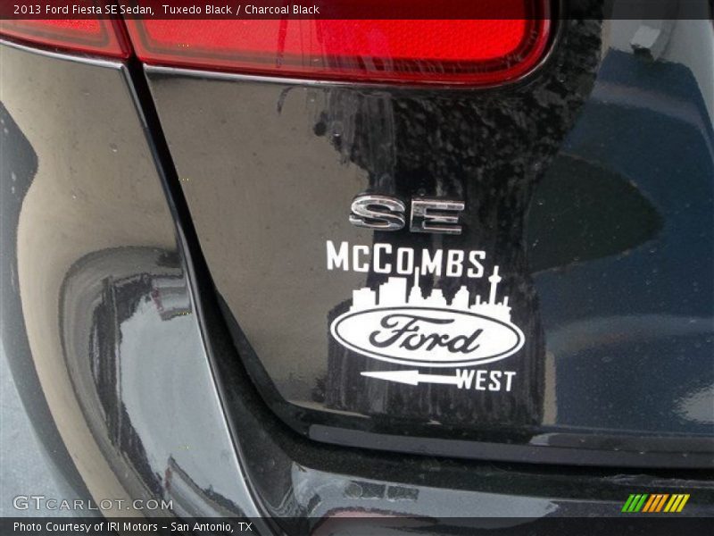Tuxedo Black / Charcoal Black 2013 Ford Fiesta SE Sedan