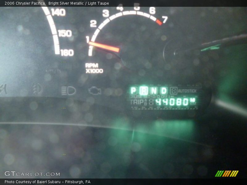 Bright Silver Metallic / Light Taupe 2006 Chrysler Pacifica