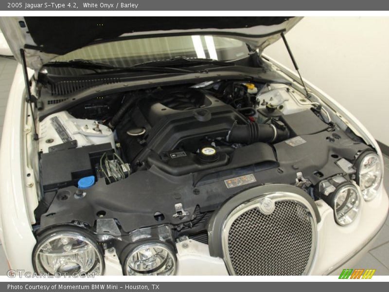  2005 S-Type 4.2 Engine - 4.2 Liter DOHC 32 Valve V8