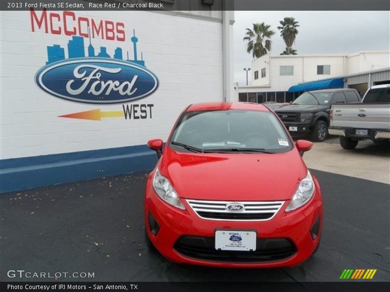 Race Red / Charcoal Black 2013 Ford Fiesta SE Sedan
